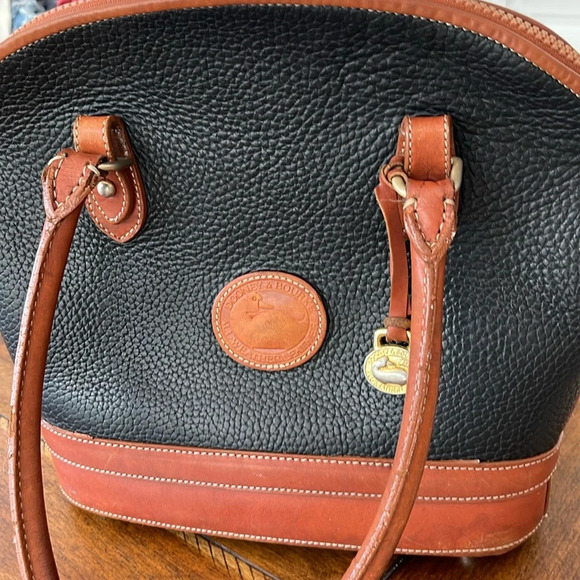 Dooney & Bourke Handbags - Dooney & Bourke handbag leather satchel black brown